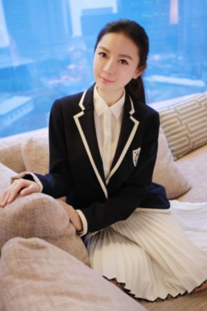 善良的女秘书的目的